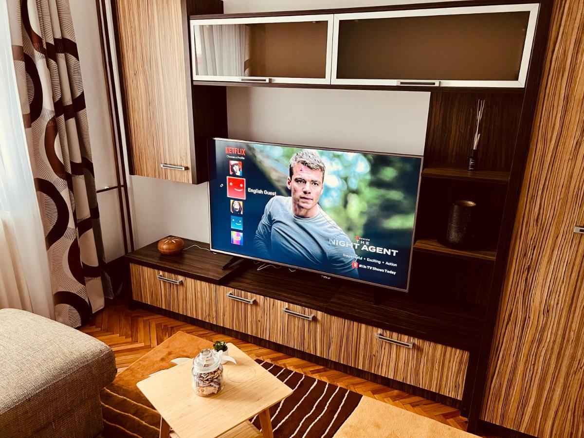 Adona Residence Oradea Ngoại thất bức ảnh